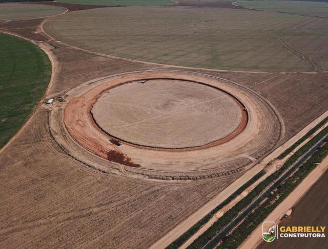 Obra em andamento Fazenda Santa Efigênia. Cruzeiro do Sul Grãos